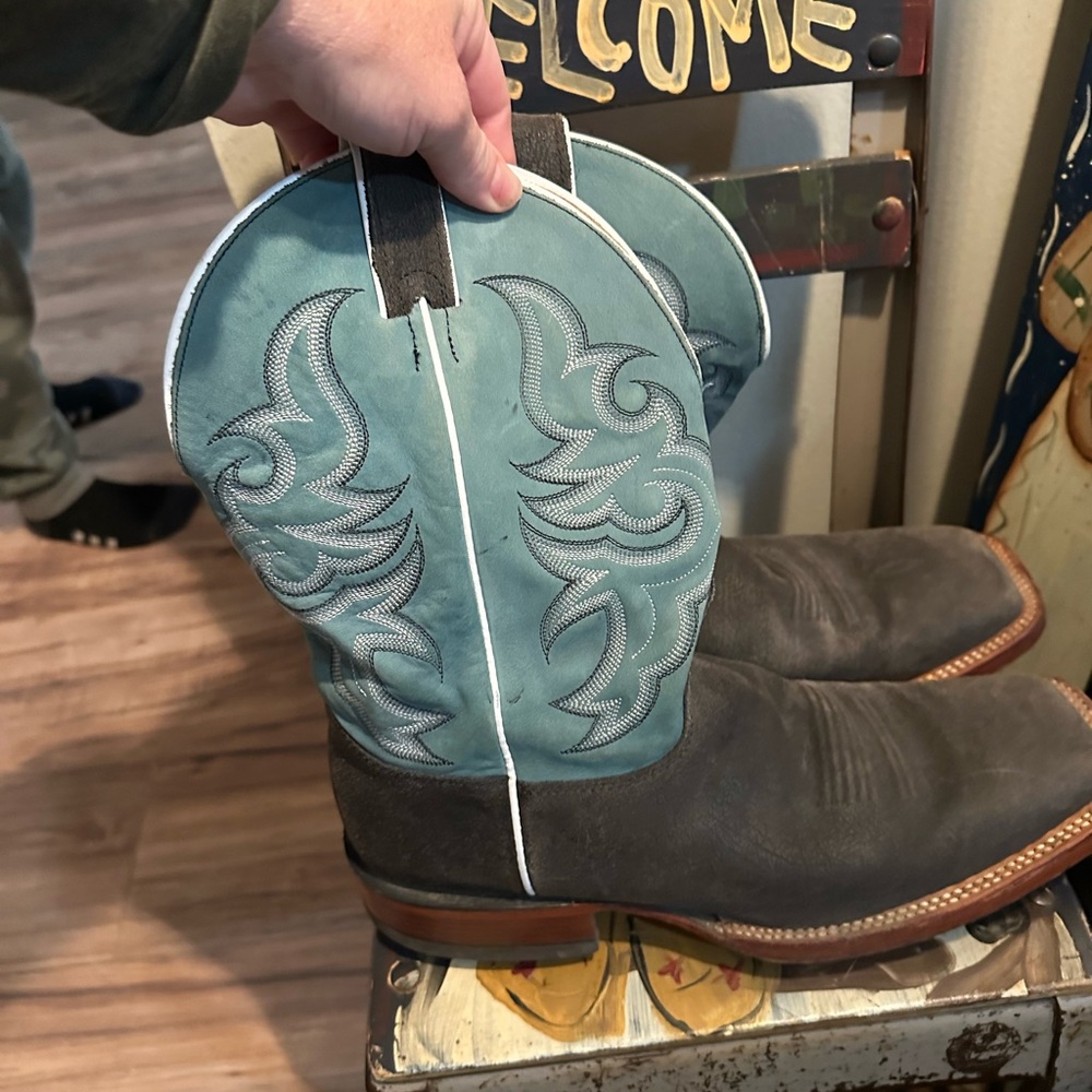 LIKE NEW *** Men’s JUSTIN boots 11.5D